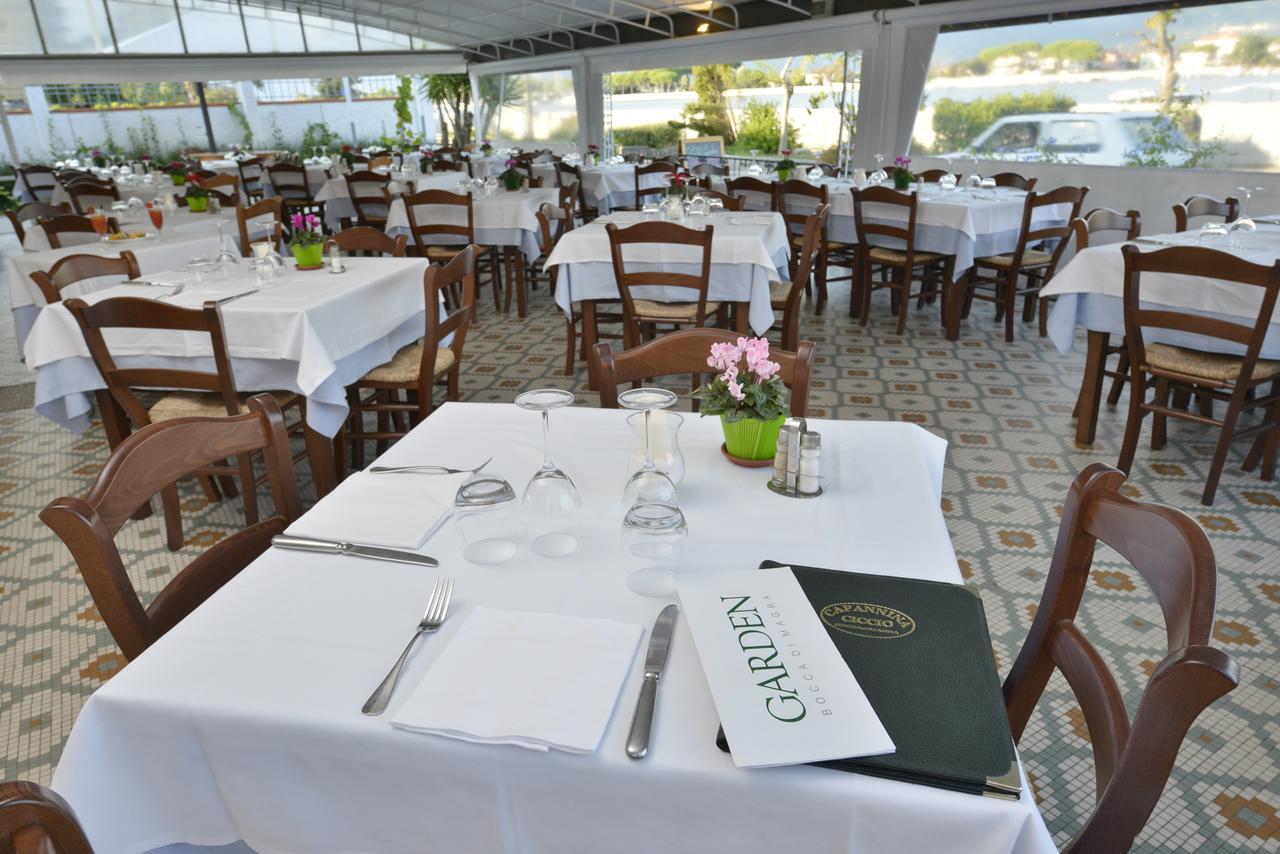 Hotel Garden Bocca Di Magra Exteriör bild